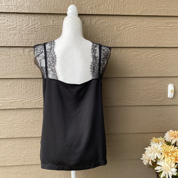 Romantic hut Black lace tank - Picture 3 of 14